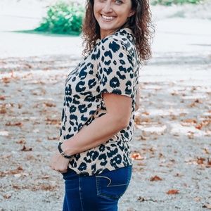 Short Sleeve Leopard Tee